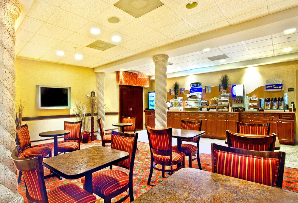 Holiday Inn Express Hotel & Suites Clewiston By Ihg Dış mekan fotoğraf
