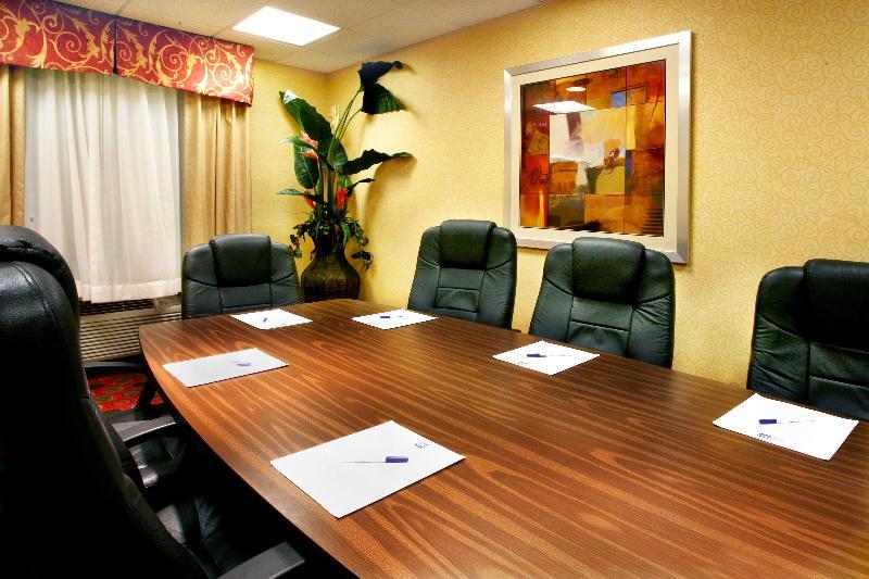 Holiday Inn Express Hotel & Suites Clewiston By Ihg Dış mekan fotoğraf